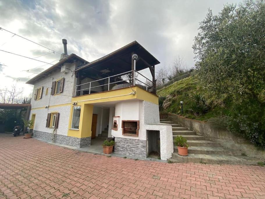 La Casa Nel Bosco Villa Ronco Scrivia Exterior foto